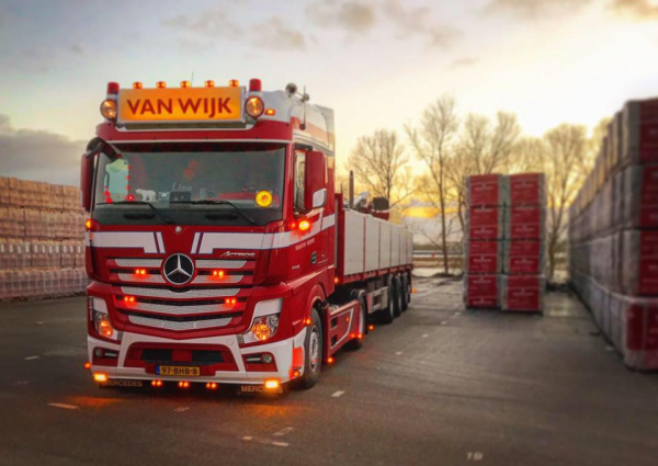 van wijk transport specialist